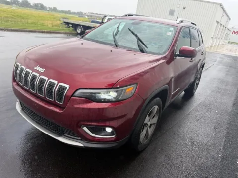 More photos of 2020 Jeep Cherokee Limited at St. Marys Chrysler Dodge Jeep, OH