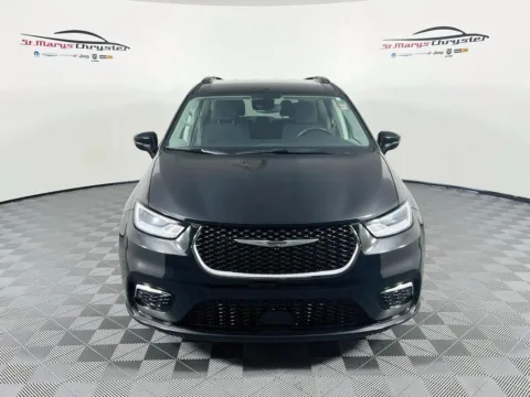 Another view of 2021 Chrysler Pacifica Touring for sale in Saint Marys, OH at St. Marys Chrysler Dodge Jeep