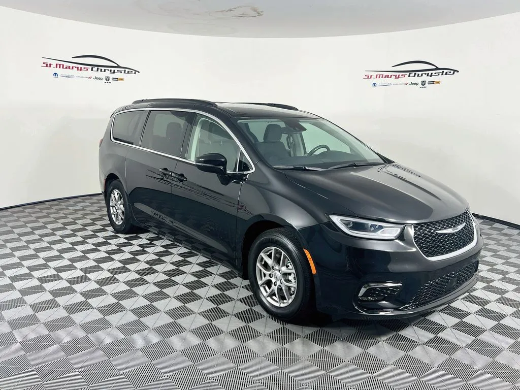 Black 2021 Chrysler Pacifica Touring for sale in Saint Marys, OH