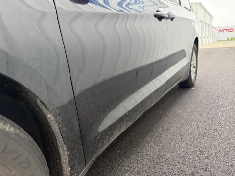 More photos of 2021 Chrysler Pacifica Touring at St. Marys Chrysler Dodge Jeep, OH