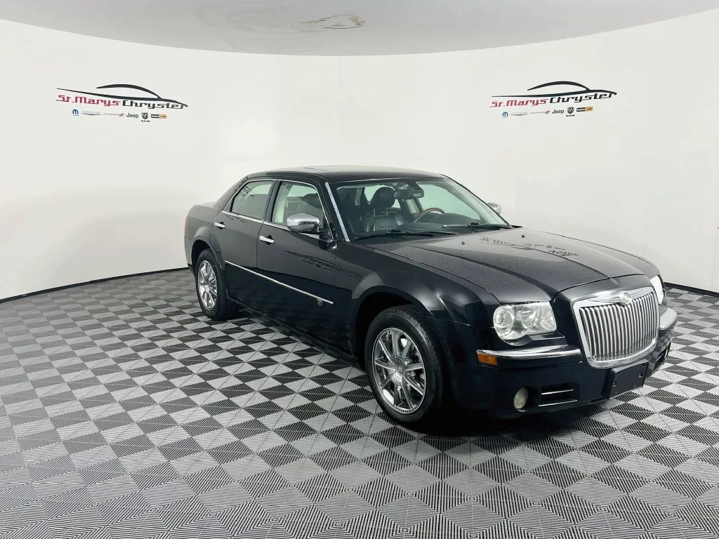 Black 2009 Chrysler 300C for sale in Saint Marys, OH