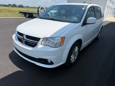 More photos of 2018 Dodge Grand Caravan SXT at St. Marys Chrysler Dodge Jeep, OH