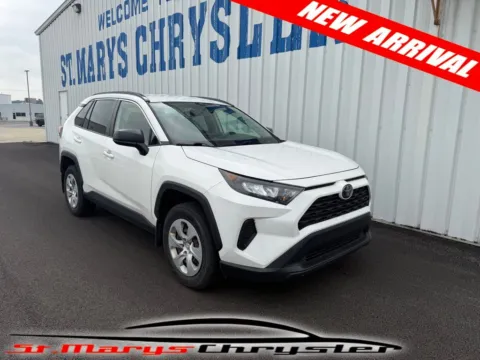 White 2019 Toyota RAV4 LE for sale in Saint Marys, OH