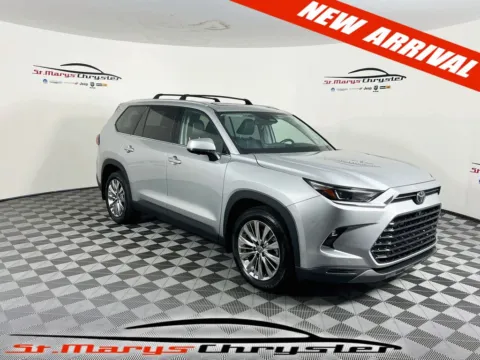 Silver 2024 Toyota Grand Highlander Platinum for sale in Saint Marys, OH