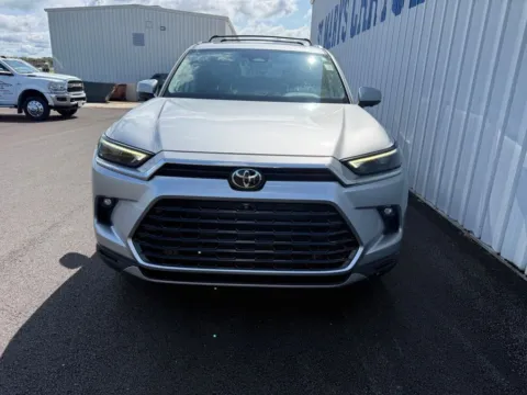Another view of 2024 Toyota Grand Highlander Platinum for sale in Saint Marys, OH at St. Marys Chrysler Dodge Jeep