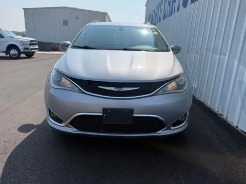 Another view of 2019 Chrysler Pacifica Touring L for sale in Saint Marys, OH at St. Marys Chrysler Dodge Jeep