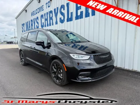 Black 2025 Chrysler Pacifica Limited for sale in Saint Marys, OH