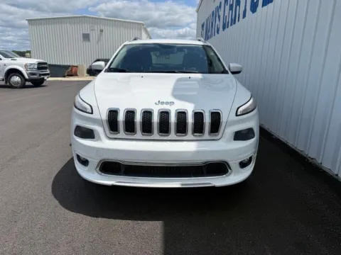 Photos of 2018 Jeep Cherokee Overland for sale in Saint Marys, OH at St. Marys Chrysler Dodge Jeep