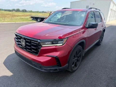 Another view of 2025 Honda Pilot Black Edition for sale in Saint Marys, OH at St. Marys Chrysler Dodge Jeep