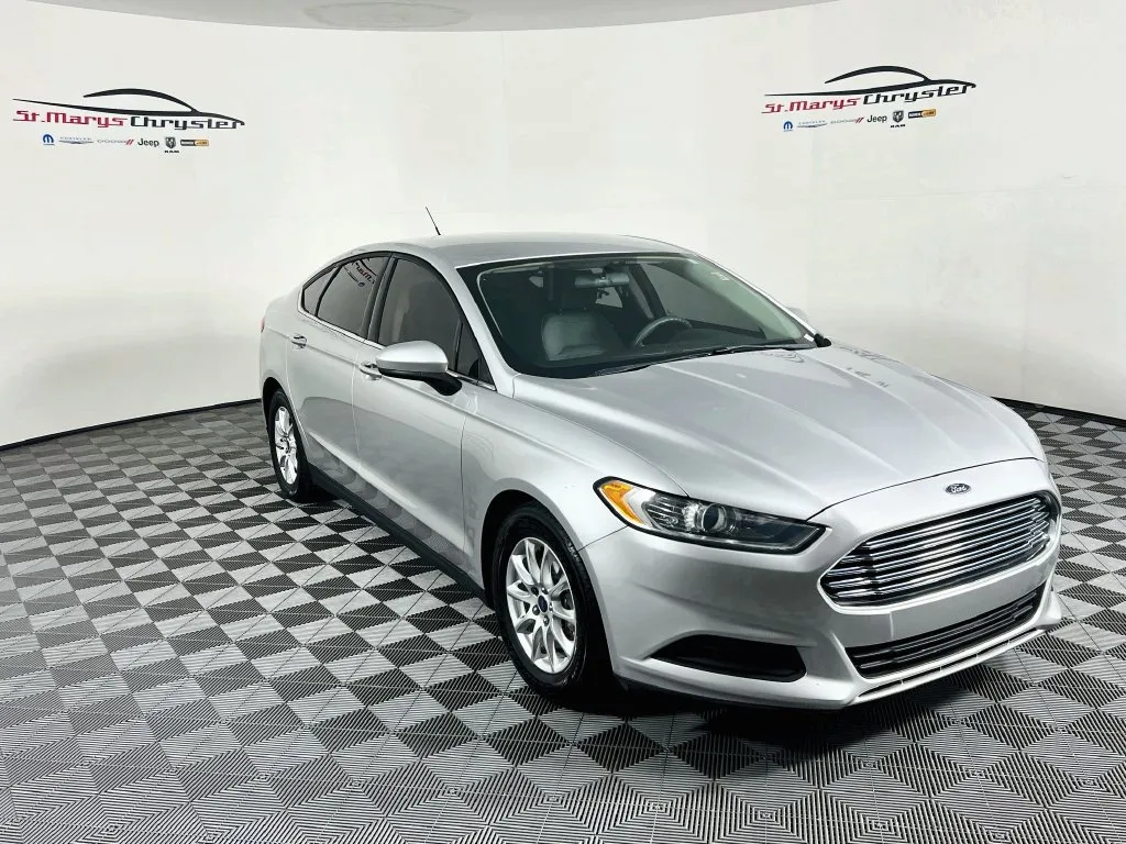 Silver 2016 Ford Fusion S for sale in Saint Marys, OH