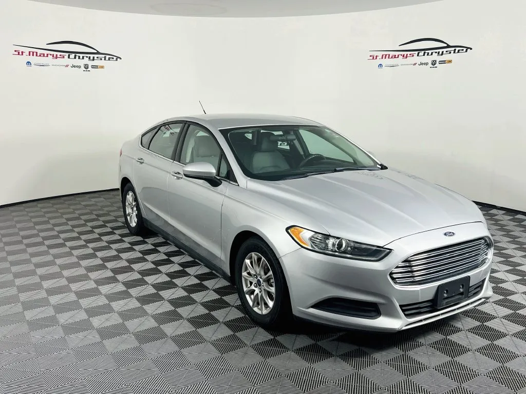 Silver 2016 Ford Fusion S for sale in Saint Marys, OH
