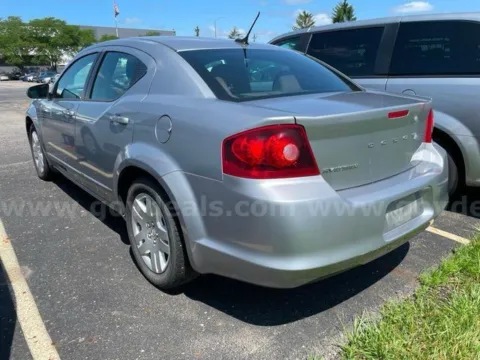 More photos of 2013 Dodge Avenger SE at St. Marys Chrysler Dodge Jeep, OH