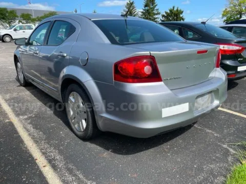 More photos of 2013 Dodge Avenger SE at St. Marys Chrysler Dodge Jeep, OH