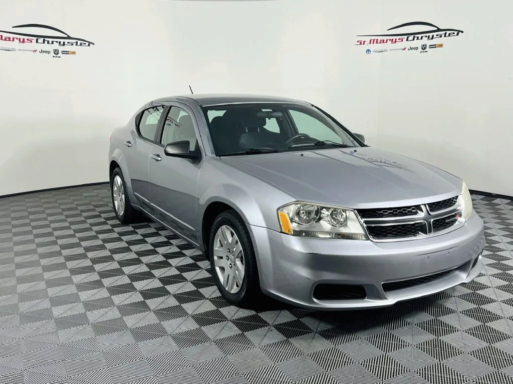 Silver 2013 Dodge Avenger SE for sale in Saint Marys, OH