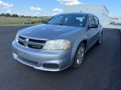 More photos of 2013 Dodge Avenger SE at St. Marys Chrysler Dodge Jeep, OH
