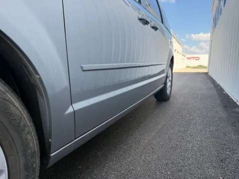More photos of 2016 Dodge Grand Caravan SE at St. Marys Chrysler Dodge Jeep, OH