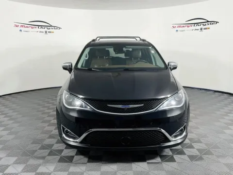 Another view of 2019 Chrysler Pacifica Limited for sale in Saint Marys, OH at St. Marys Chrysler Dodge Jeep