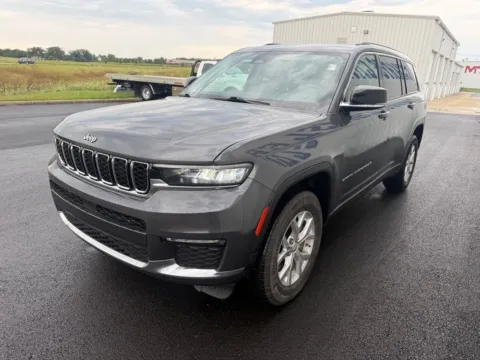 More photos of 2021 Jeep Grand Cherokee L Limited at St. Marys Chrysler Dodge Jeep, OH