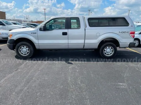 More photos of 2010 Ford F-150 XL at St. Marys Chrysler Dodge Jeep, OH