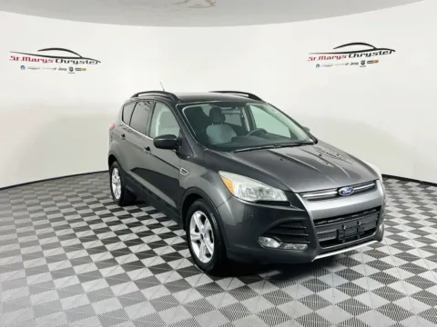 Gray 2016 Ford Escape SE for sale in Saint Marys, OH
