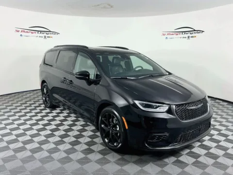 Black 2025 Chrysler Pacifica Limited for sale in Saint Marys, OH