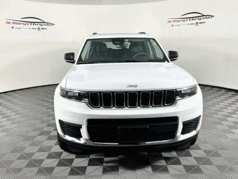 Another view of 2023 Jeep Grand Cherokee L Limited for sale in Saint Marys, OH at St. Marys Chrysler Dodge Jeep