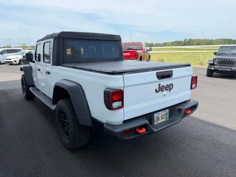 More photos of 2021 Jeep Gladiator Mojave at St. Marys Chrysler Dodge Jeep, OH