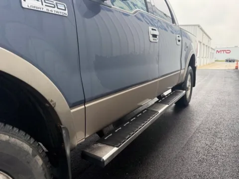 More photos of 2004 Ford F-150 Lariat at St. Marys Chrysler Dodge Jeep, OH