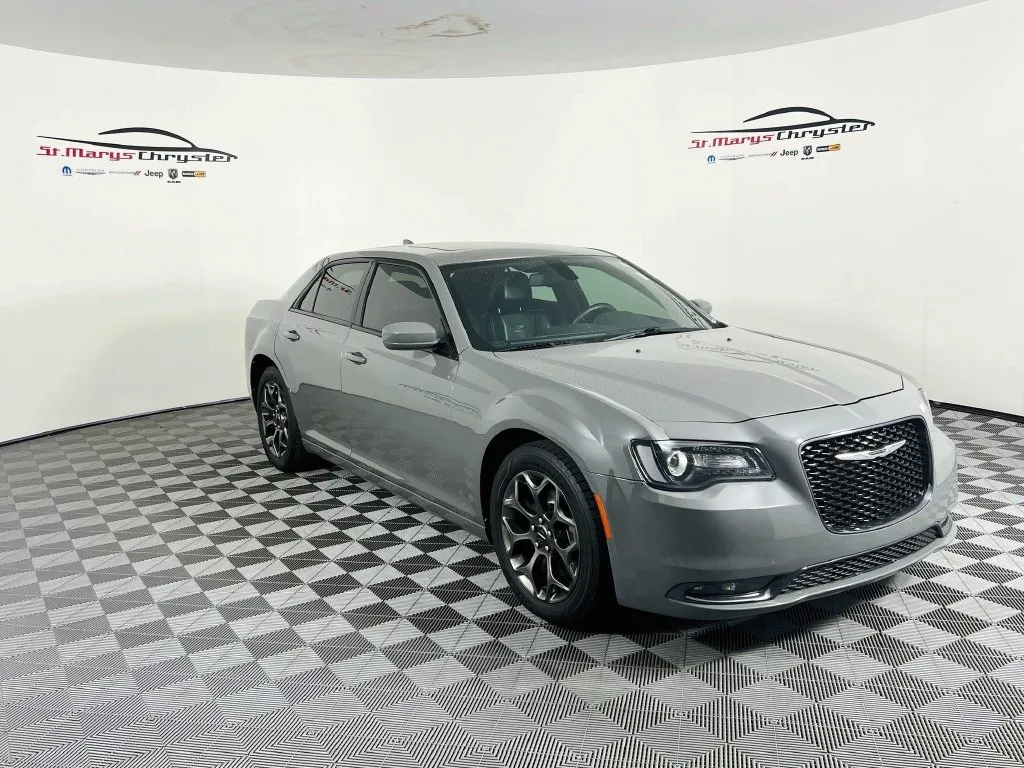2017 Chrysler 300