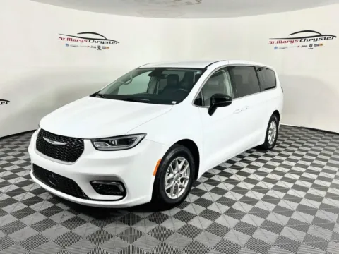 More photos of 2024 Chrysler Pacifica Touring L at St. Marys Chrysler Dodge Jeep, OH