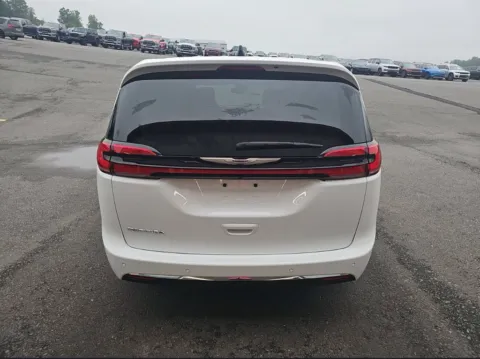 More photos of 2024 Chrysler Pacifica Touring L at St. Marys Chrysler Dodge Jeep, OH