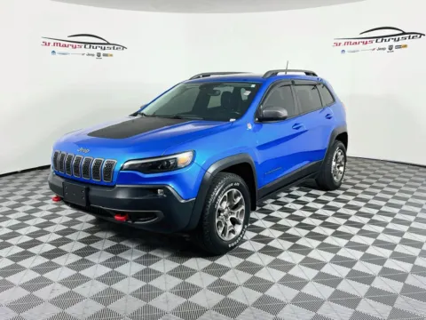 More photos of 2020 Jeep Cherokee Trailhawk at St. Marys Chrysler Dodge Jeep, OH
