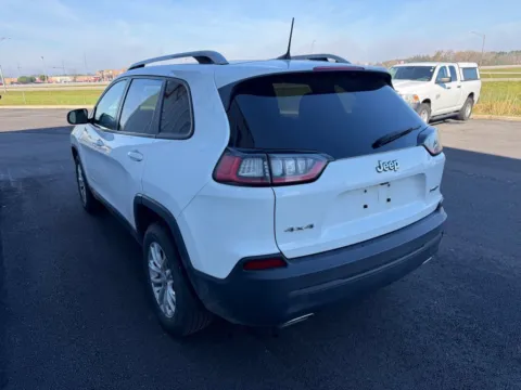 More photos of 2020 Jeep Cherokee Latitude at St. Marys Chrysler Dodge Jeep, OH
