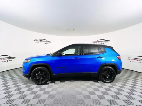 More photos of 2022 Jeep Compass Altitude at St. Marys Chrysler Dodge Jeep, OH