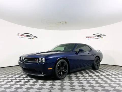 More photos of 2013 Dodge Challenger R/T at St. Marys Chrysler Dodge Jeep, OH