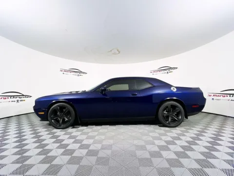 More photos of 2013 Dodge Challenger R/T at St. Marys Chrysler Dodge Jeep, OH