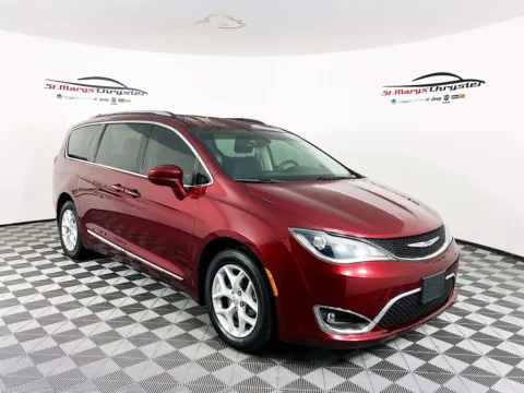 Red 2017 Chrysler Pacifica Touring L Plus for sale in Saint Marys, OH