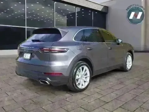 More photos of 2022 Porsche Cayenne Platinum Edition at Northway Automotive of Lake Hopatcong NJ, NJ