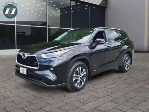 Black 2022 Toyota Highlander Hybrid Hybrid XLE for sale in Lake Hopatcong, NJ