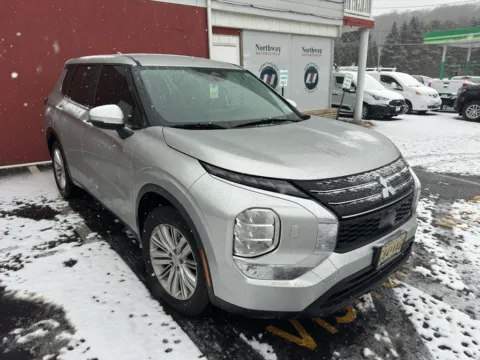 Silver 2022 Mitsubishi Outlander ES for sale in Lake Hopatcong, NJ