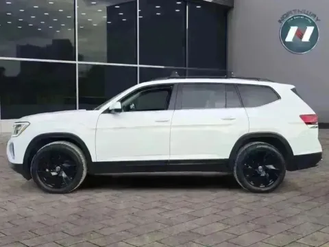 Photos of 2024 Volkswagen Atlas 2.0T SE w/Technology for sale in Lake Hopatcong, NJ at Northway Automotive of Lake Hopatcong NJ