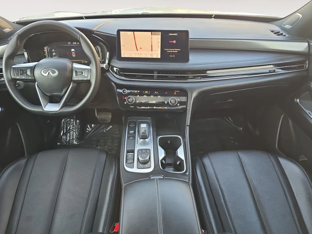 2025 INFINITI QX60 LUXE - Photo 10