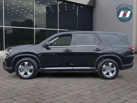 Photos of 2023 Honda Pilot EX-L 8 Passenger for sale in Lake Hopatcong, NJ at Northway Automotive of Lake Hopatcong NJ