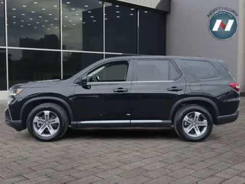 Photos of 2023 Honda Pilot EX-L 8 Passenger for sale in Lake Hopatcong, NJ at Northway Automotive of Lake Hopatcong NJ