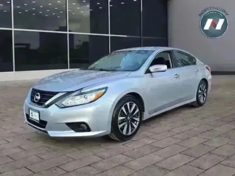 Silver 2017 Nissan Altima 2.5 SV for sale in Lake Hopatcong, NJ