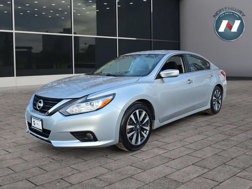 2017 Nissan Altima SV