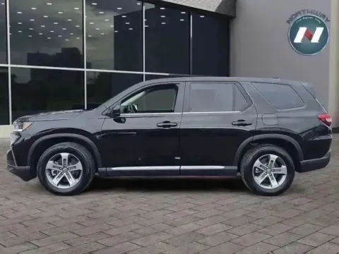 Photos of 2023 Honda Pilot EX-L 8 Passenger for sale in Lake Hopatcong, NJ at Northway Automotive of Lake Hopatcong NJ