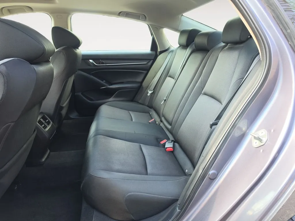 2018 Honda Accord EX - Photo 13