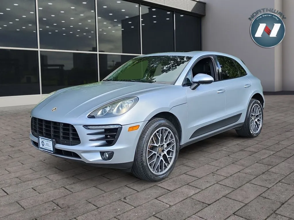 2015 Porsche Macan
