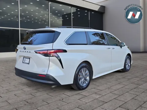 More photos of 2022 Toyota Sienna XLE at Northway Automotive of Lake Hopatcong NJ, NJ